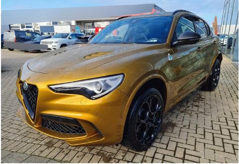 Alfa Romeo Stelvio #24