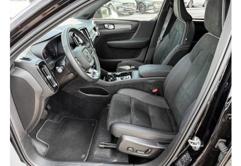Volvo XC40 #10