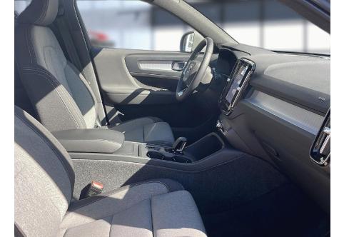 Volvo XC40 #10