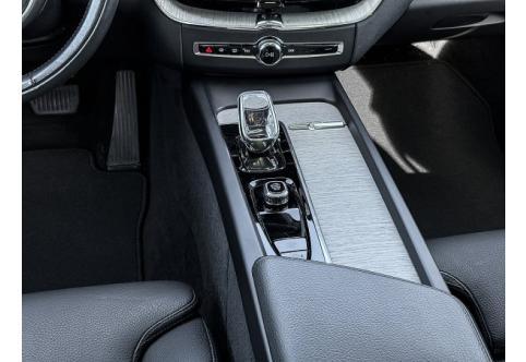 Volvo XC60 #10