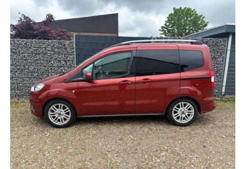 Ford Tourneo Courier #1