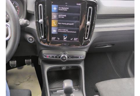 Volvo XC40 #13