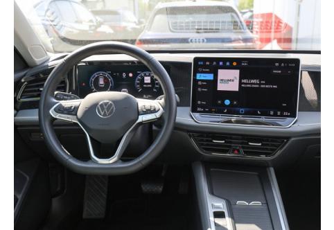 VW Passat #7