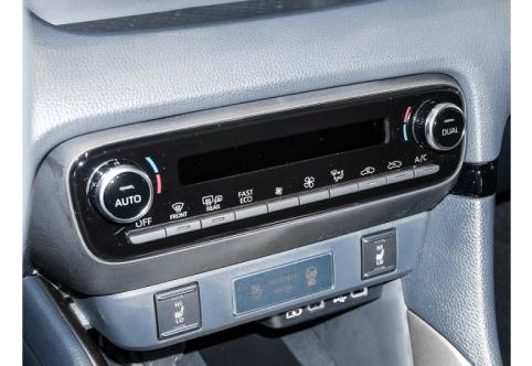 Mazda Mazda2 #11