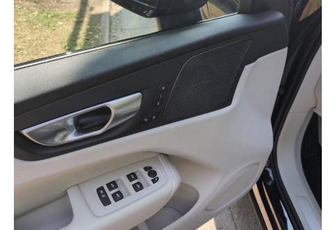 Volvo XC60 #6