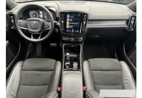 Volvo XC40 #13