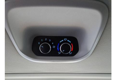 Ford Tourneo Custom #22