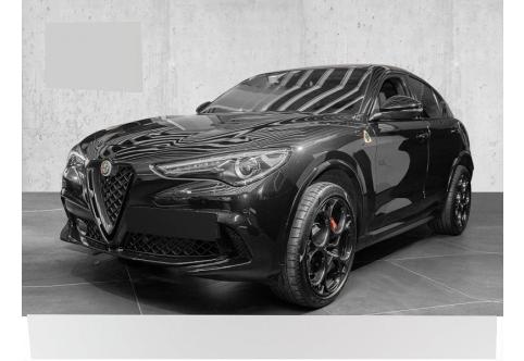 Alfa Romeo Stelvio #1