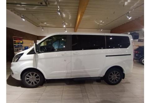 Ford Tourneo Custom #2