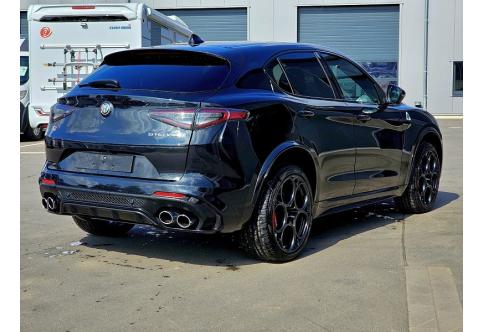 Alfa Romeo Stelvio #3