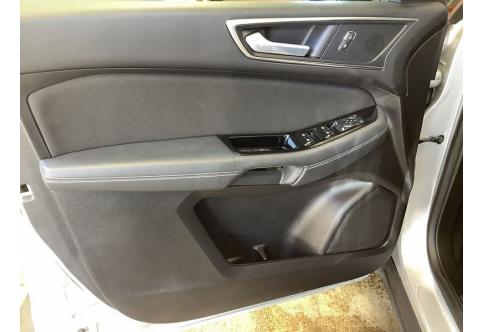Ford Galaxy #13