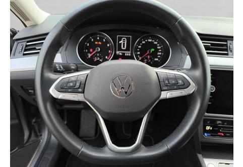 VW Passat #9