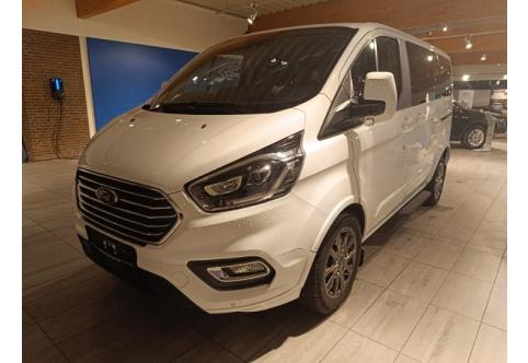 Ford Tourneo Custom #1