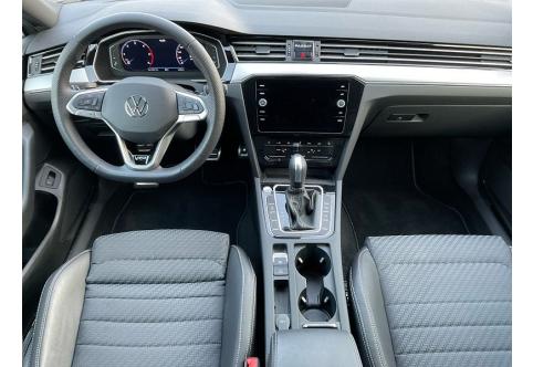 VW Passat #11