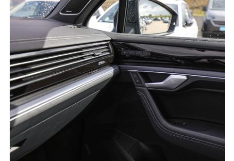VW Touareg #15