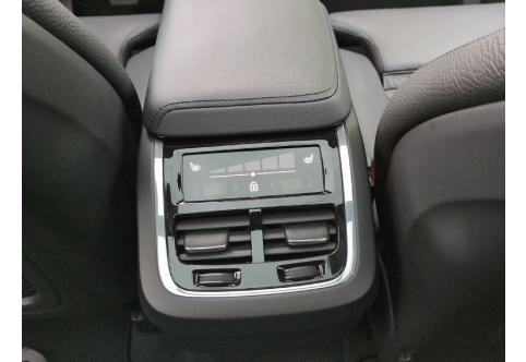 Volvo XC60 #10