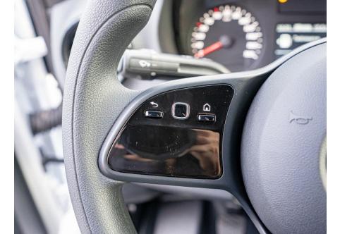 Mercedes-Benz Sprinter #12