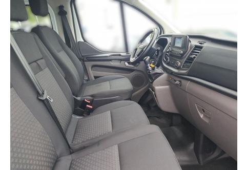 Ford Tourneo Custom #22