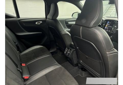 Volvo XC40 #11