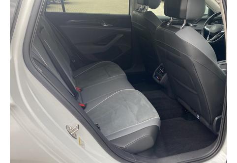 VW Passat #11