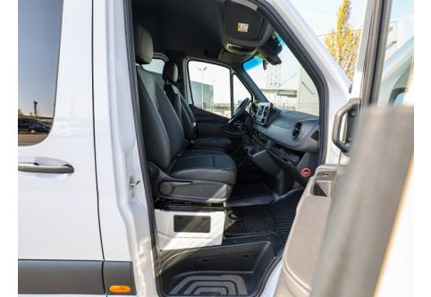 Mercedes-Benz Sprinter #2