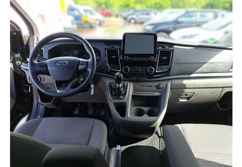 Ford Tourneo Custom #13