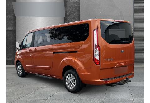 Ford Tourneo Custom #2