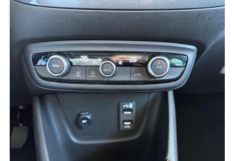 Opel Crossland X #24