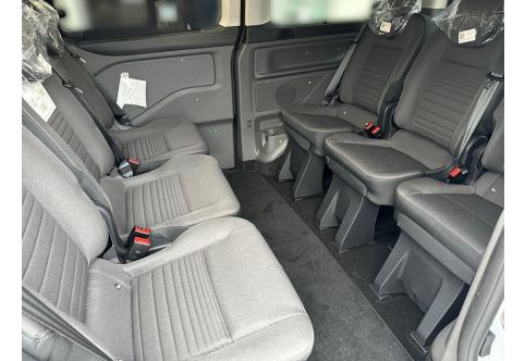 Ford Tourneo Custom #13