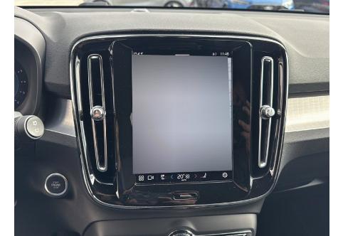 Volvo XC40 #23