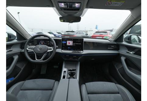 VW Passat #6