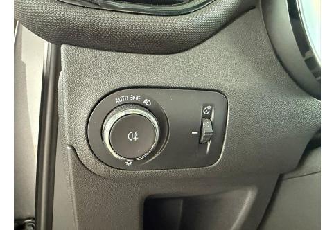 Opel Crossland X #26
