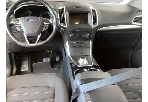 Ford Galaxy #9