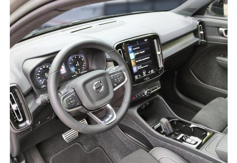 Volvo XC40 #11