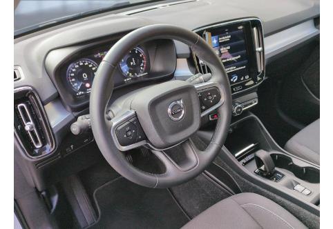 Volvo XC40 #10
