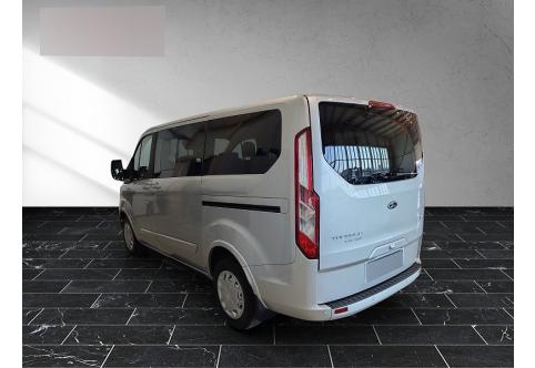 Ford Tourneo Custom #2