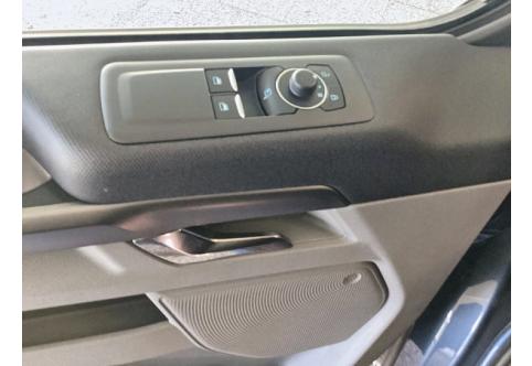 Ford Tourneo Custom #19