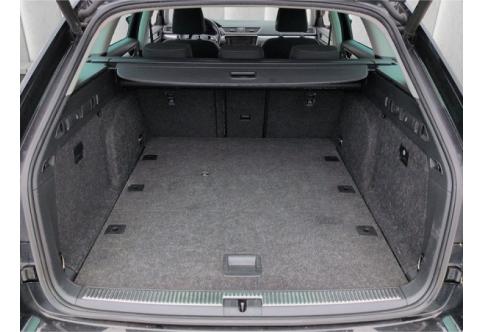 Skoda Superb #9