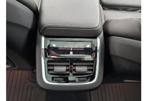 Volvo XC60 #9