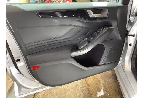 Ford Focus #13