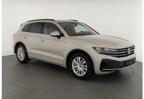 VW Touareg #1