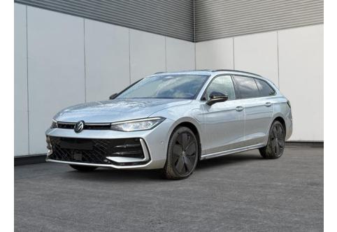 VW Passat Variant #2