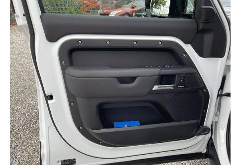 Land Rover Defender #8