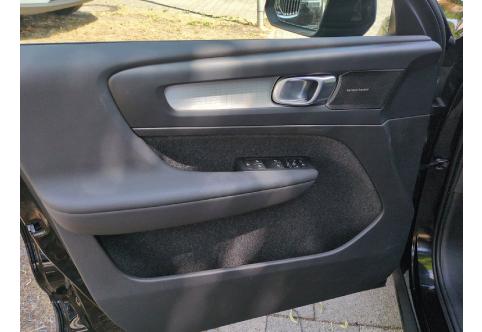 Volvo XC40 #10