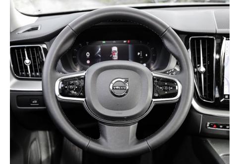 Volvo XC60 #6