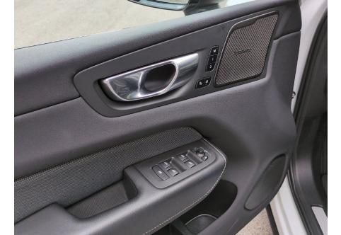 Volvo XC60 #9