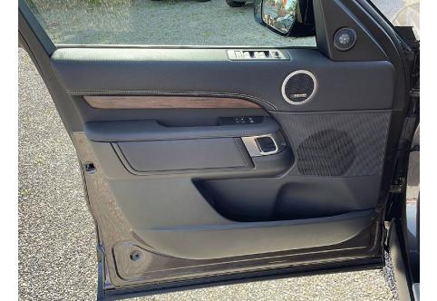 Land Rover Discovery #8