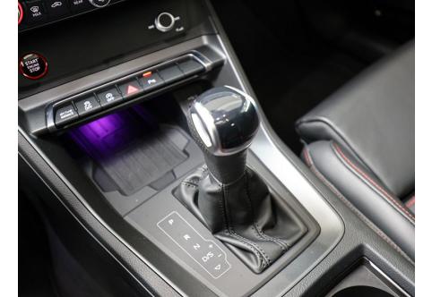 Audi RSQ3 #13