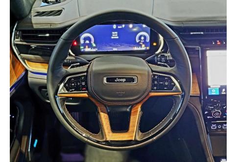 Jeep Grand Cherokee #16