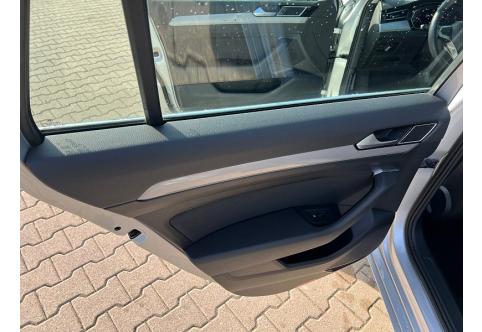 VW Passat #12